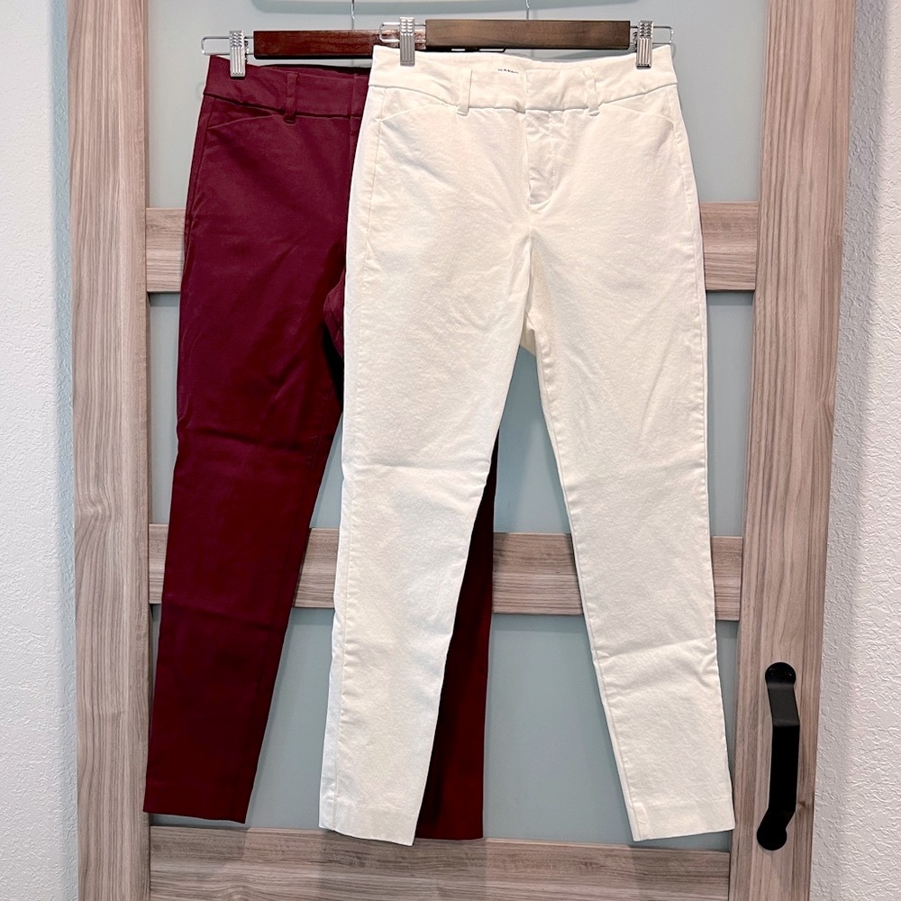 Bundle of 2: Old Navy High Rise Pixie Pants Size 2